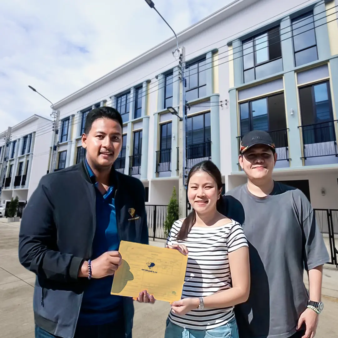 ต่อเติมหลังคาโรงจอดรถ และ ห้องอเนกประสงค์